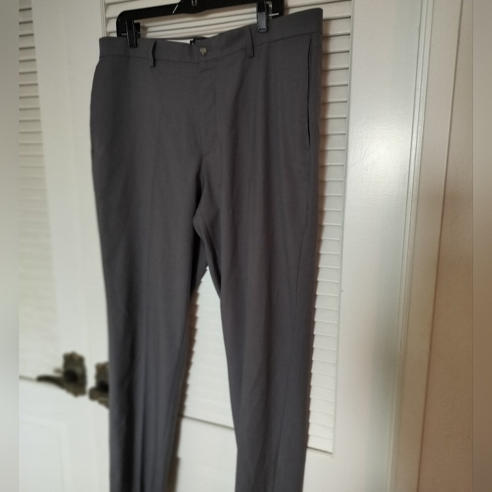 Tailorbyrd Men's Gray Dress Pants 38x32 Flat Front Straight Leg
